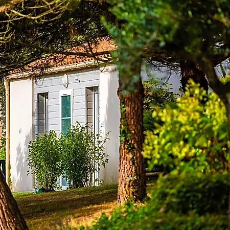 Hotel Olydea - A 2,5km Du Puydufou Les Épesses